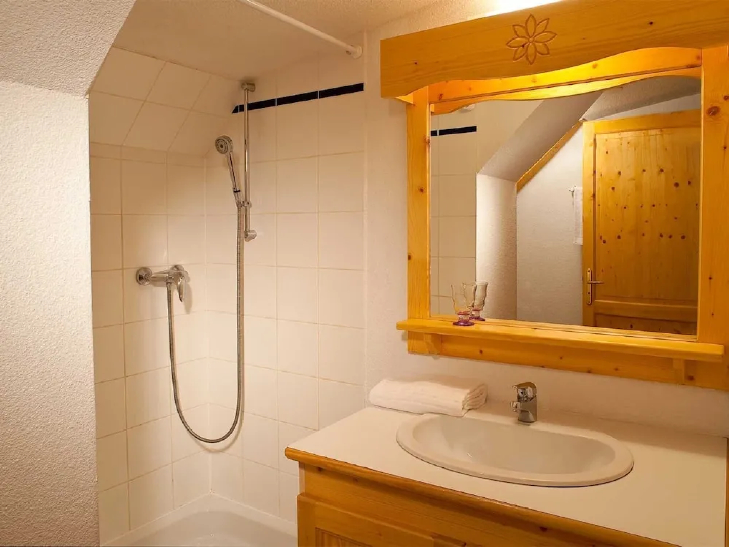 Well-kept apartment in les Sybelles with 310 km. of slopes