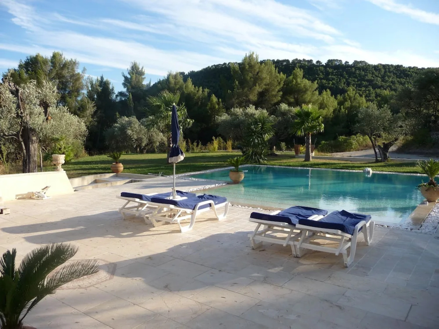 Villa avec piscine chauffée