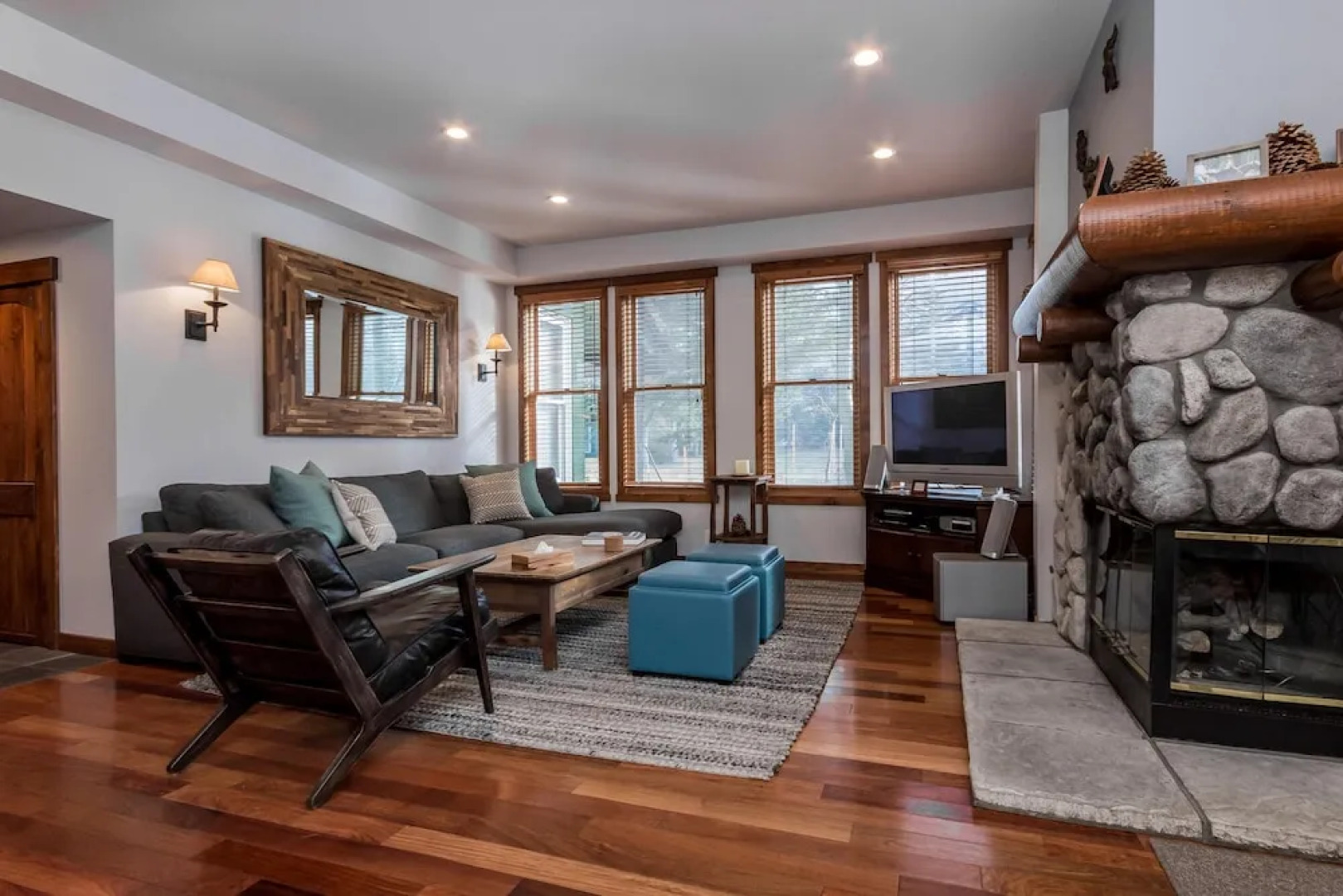 Snowcreek 883 Phase V