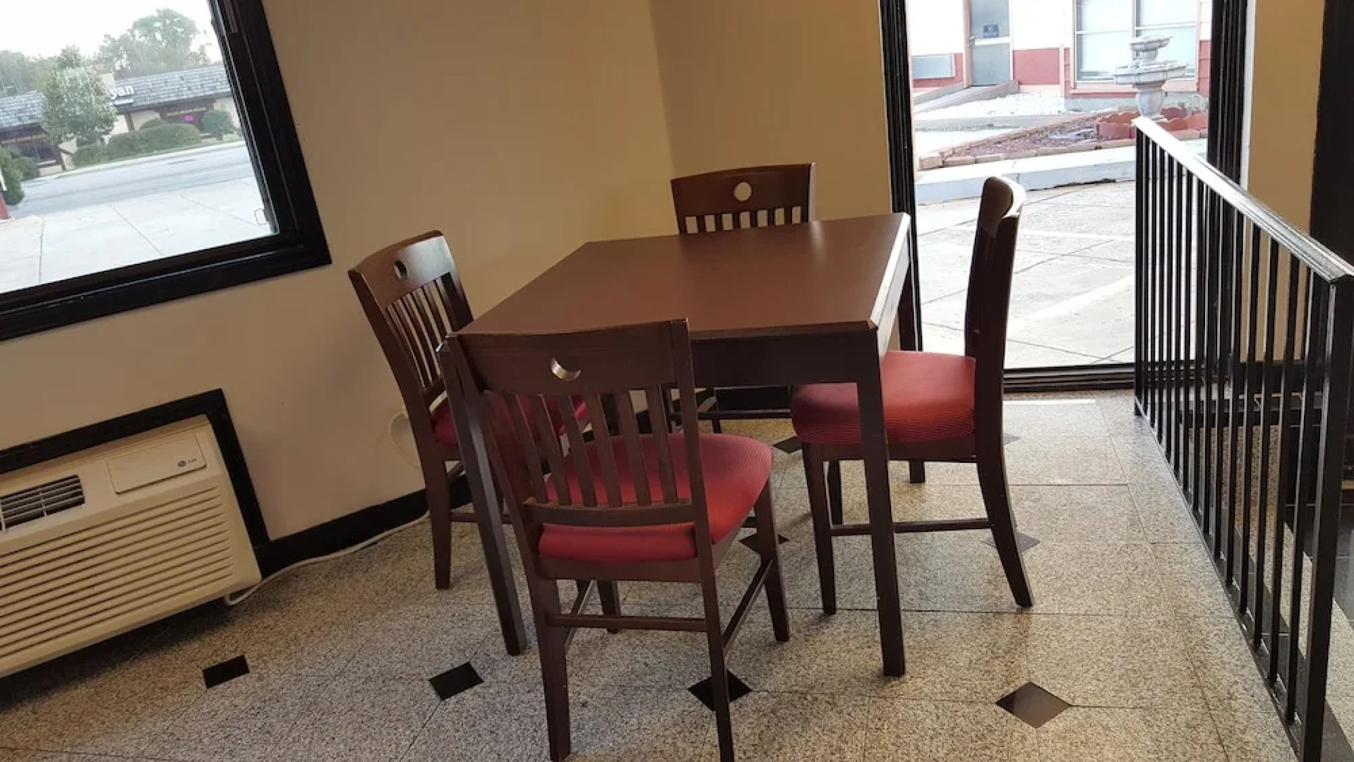 Fairbridge Inn Express