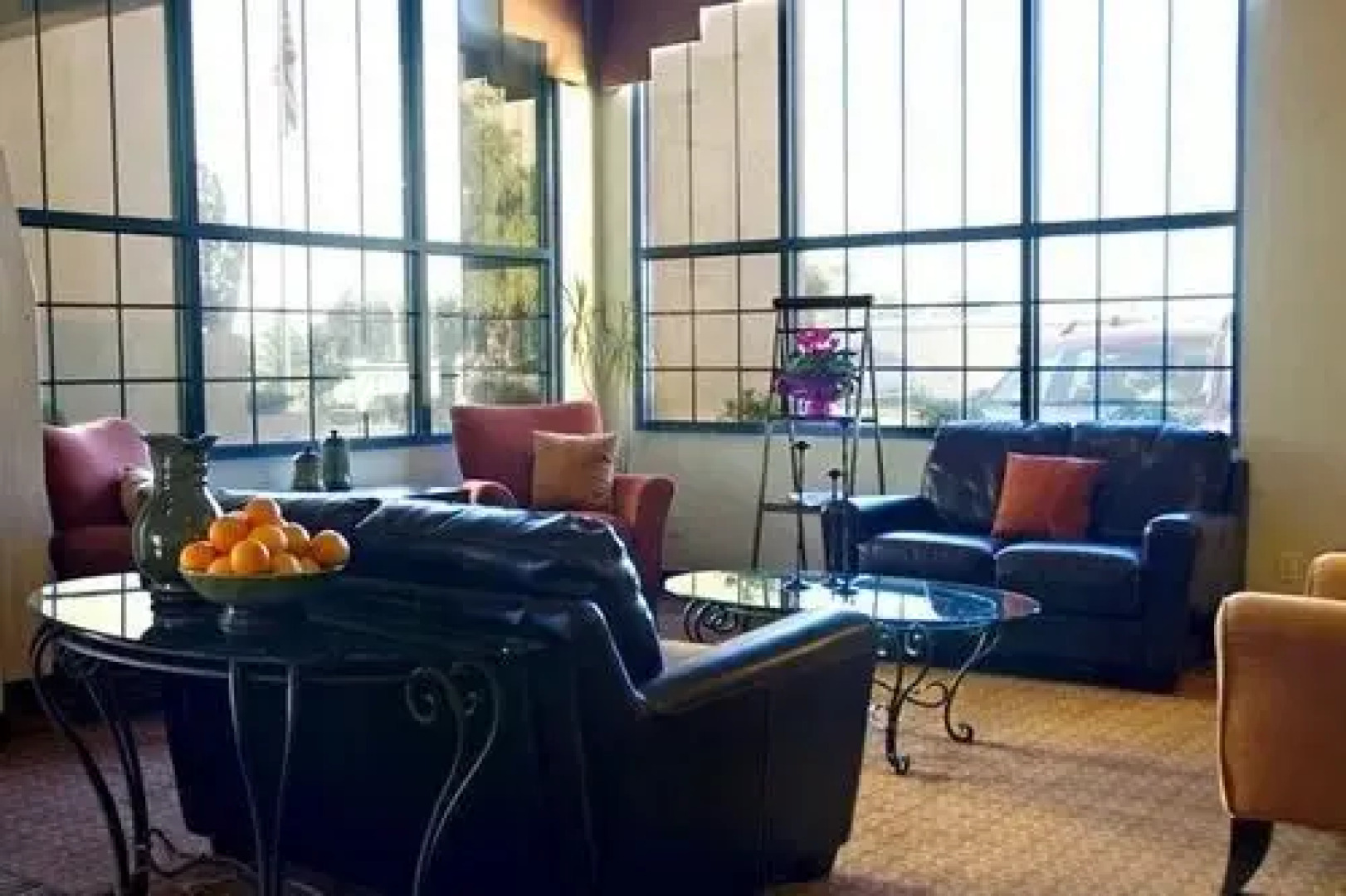 Hilltop House Hotel And Conference