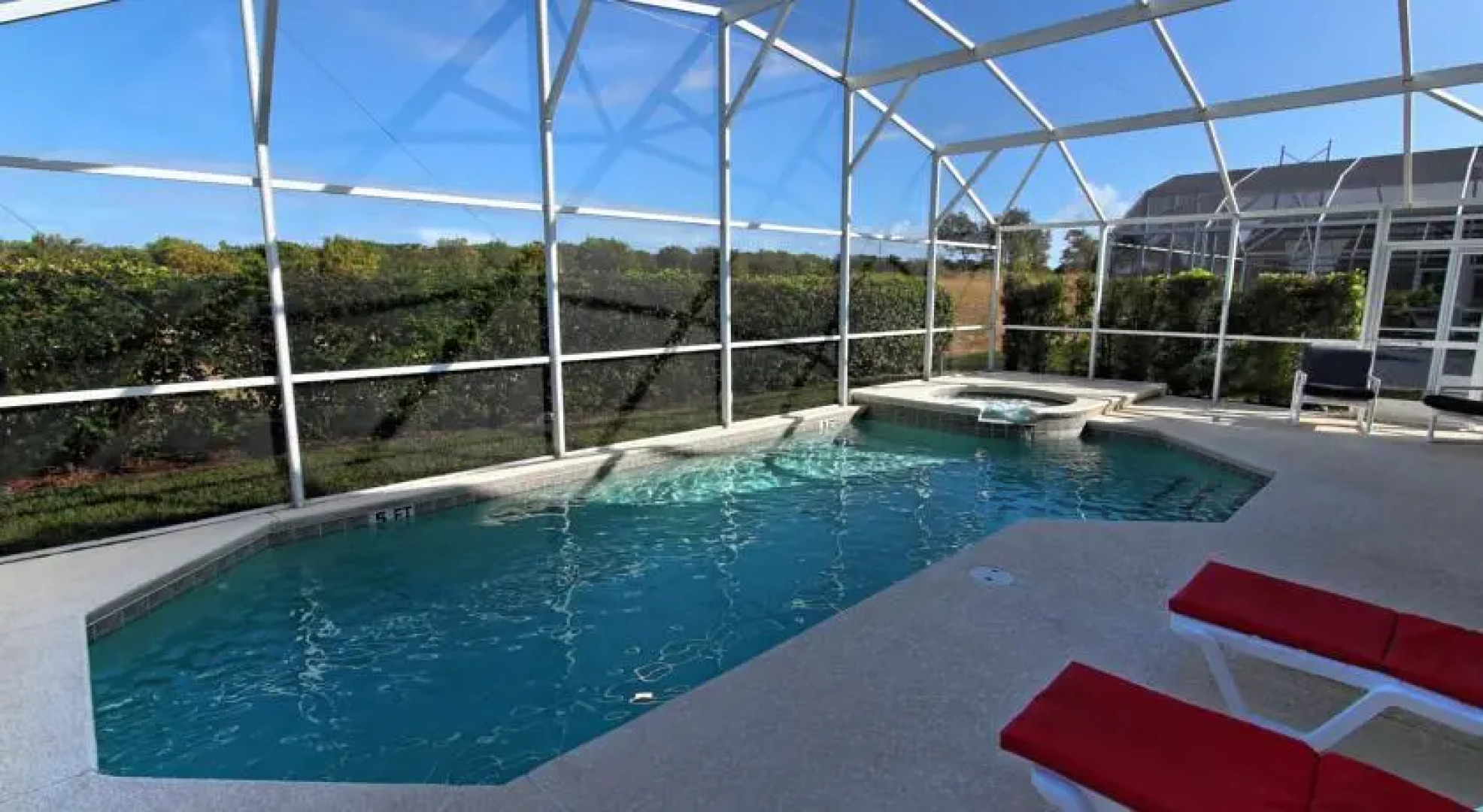 Five Bedroom House by Great Choice