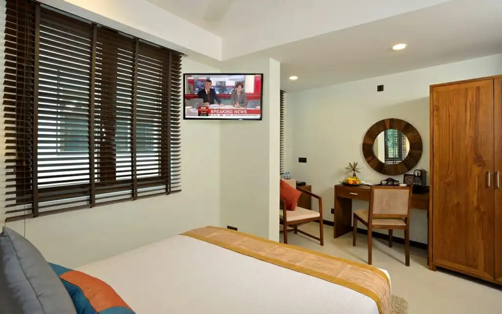 Отель The Somerset