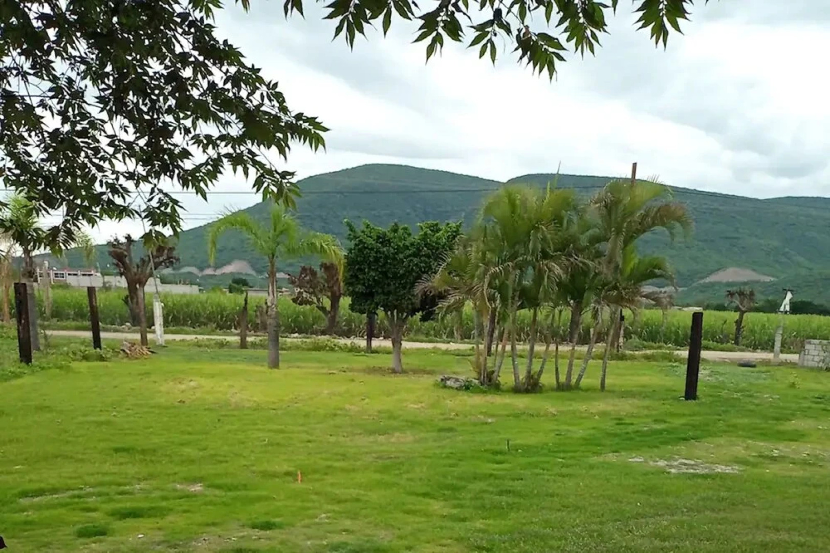 Room-lodging And Tranquility