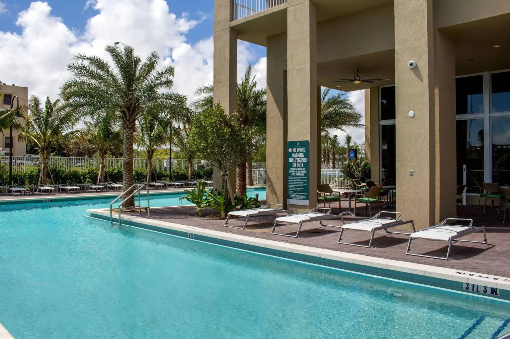 Mare Azur Miami Luxury Apartments by Grand Bay