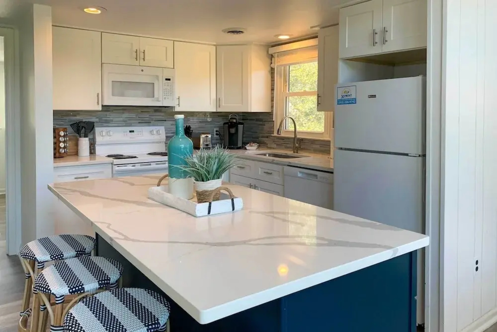 Kitty Hawk Coastal Escape w/ Updated Interior!