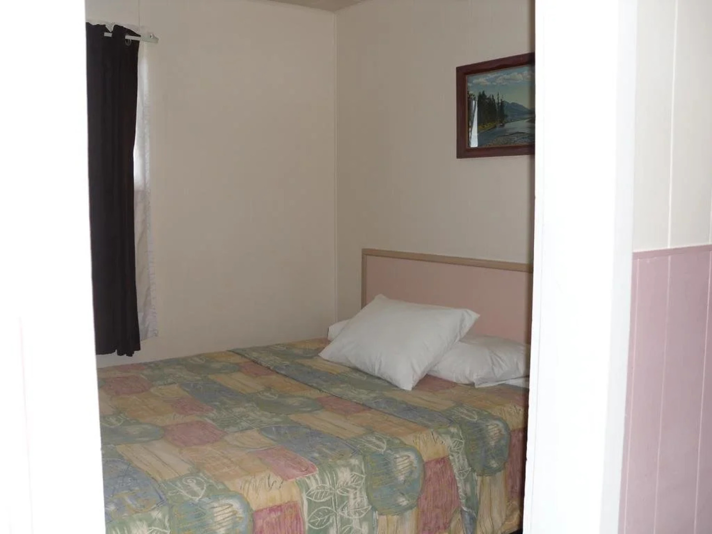 Hotel Bethel - Fort MacLeod, AB