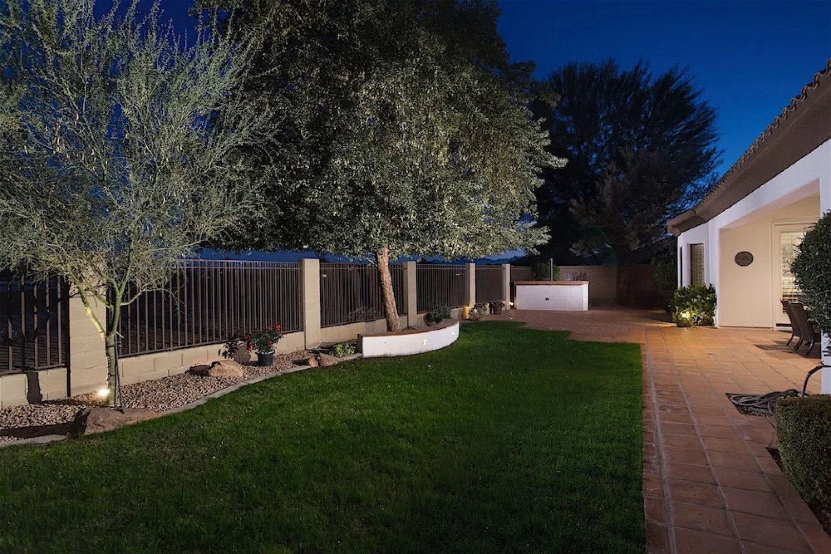 Palm Valley 4 BR by Casago