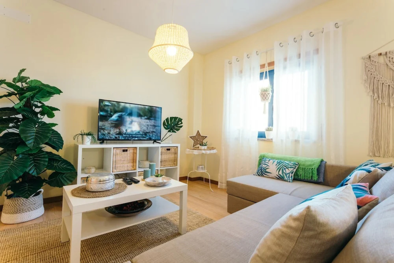 Best Houses 24 - New & Stunning Apartment