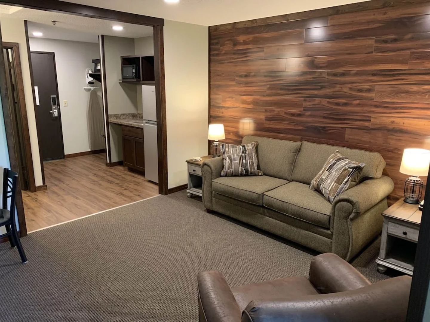 Cragun's Resort & Hotel