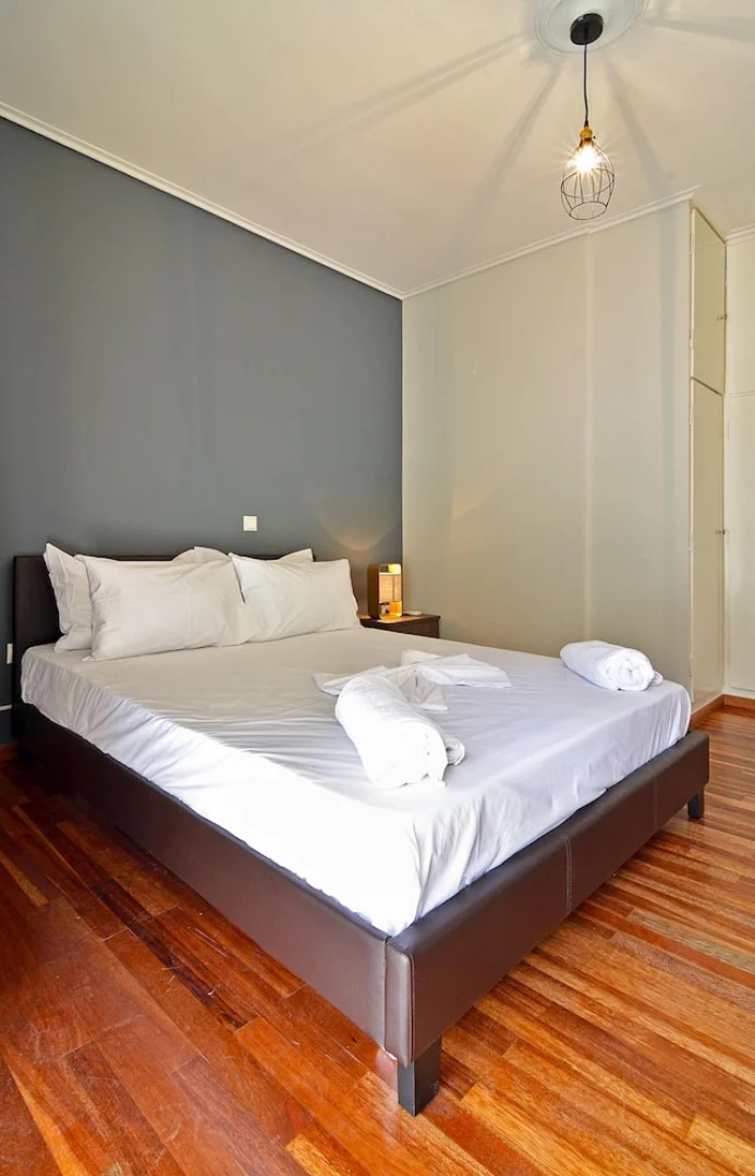 Thetidos Minimal Modern Apartment