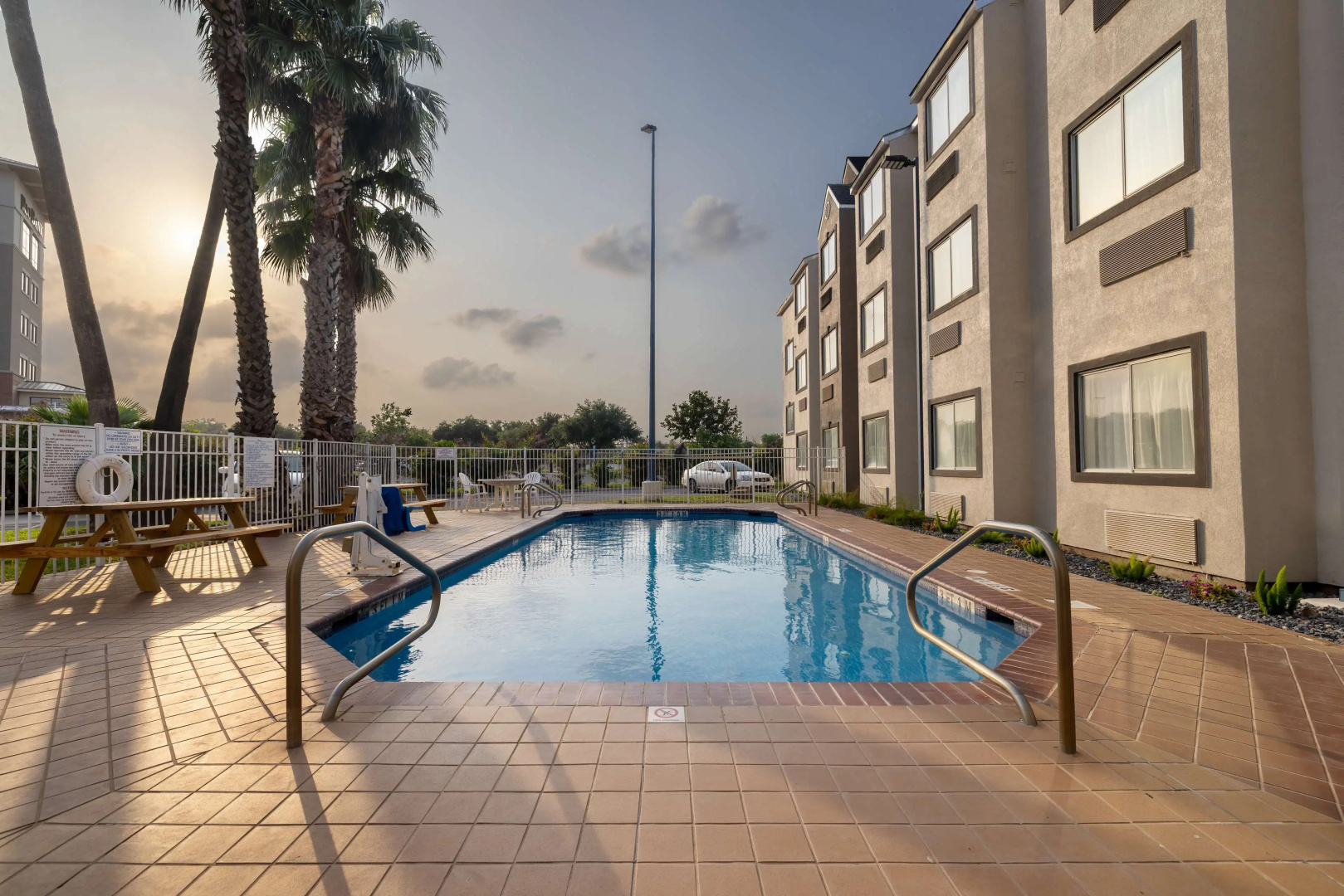 Motel 6 McAllen, TX - East
