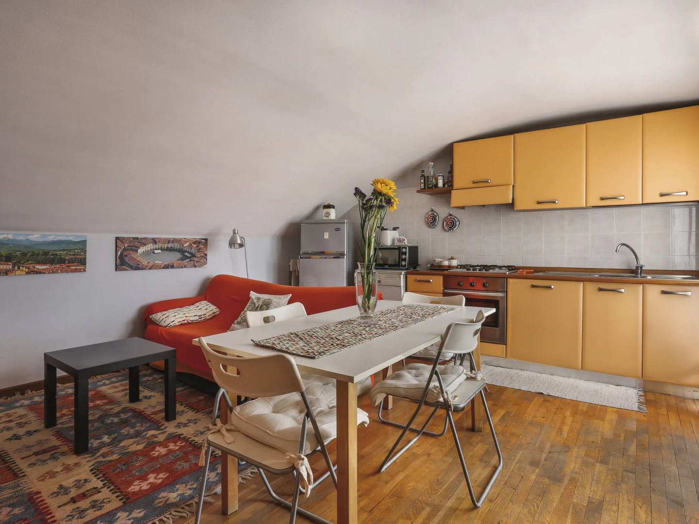 Locazione Turistica La Rondine (LUU280)