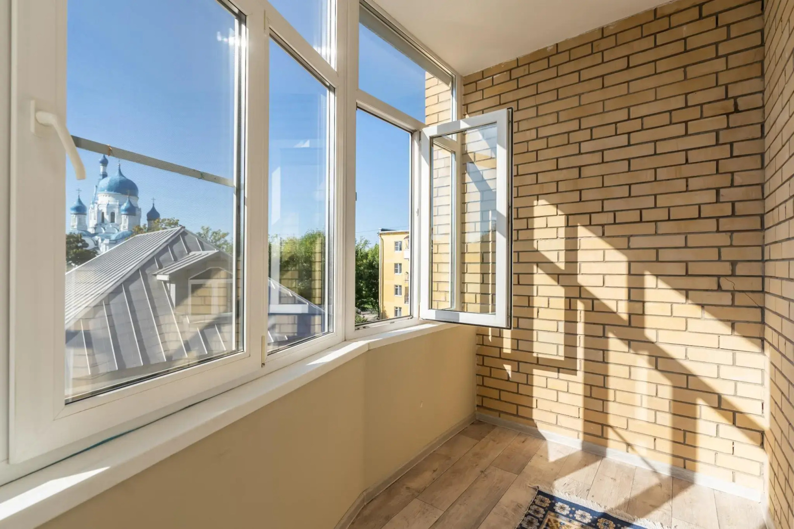 Quiet Hause (Квайт Хаус) на улице Карла Маркса