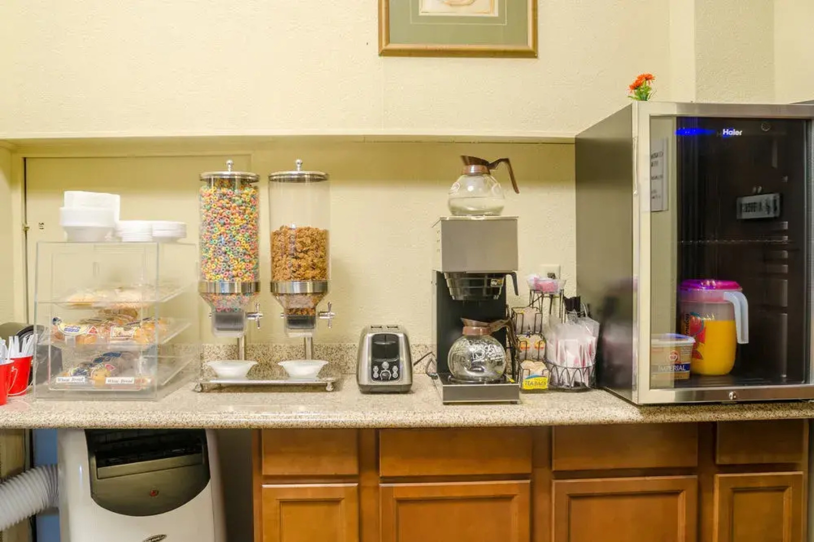 Mitchell Inn and Suites