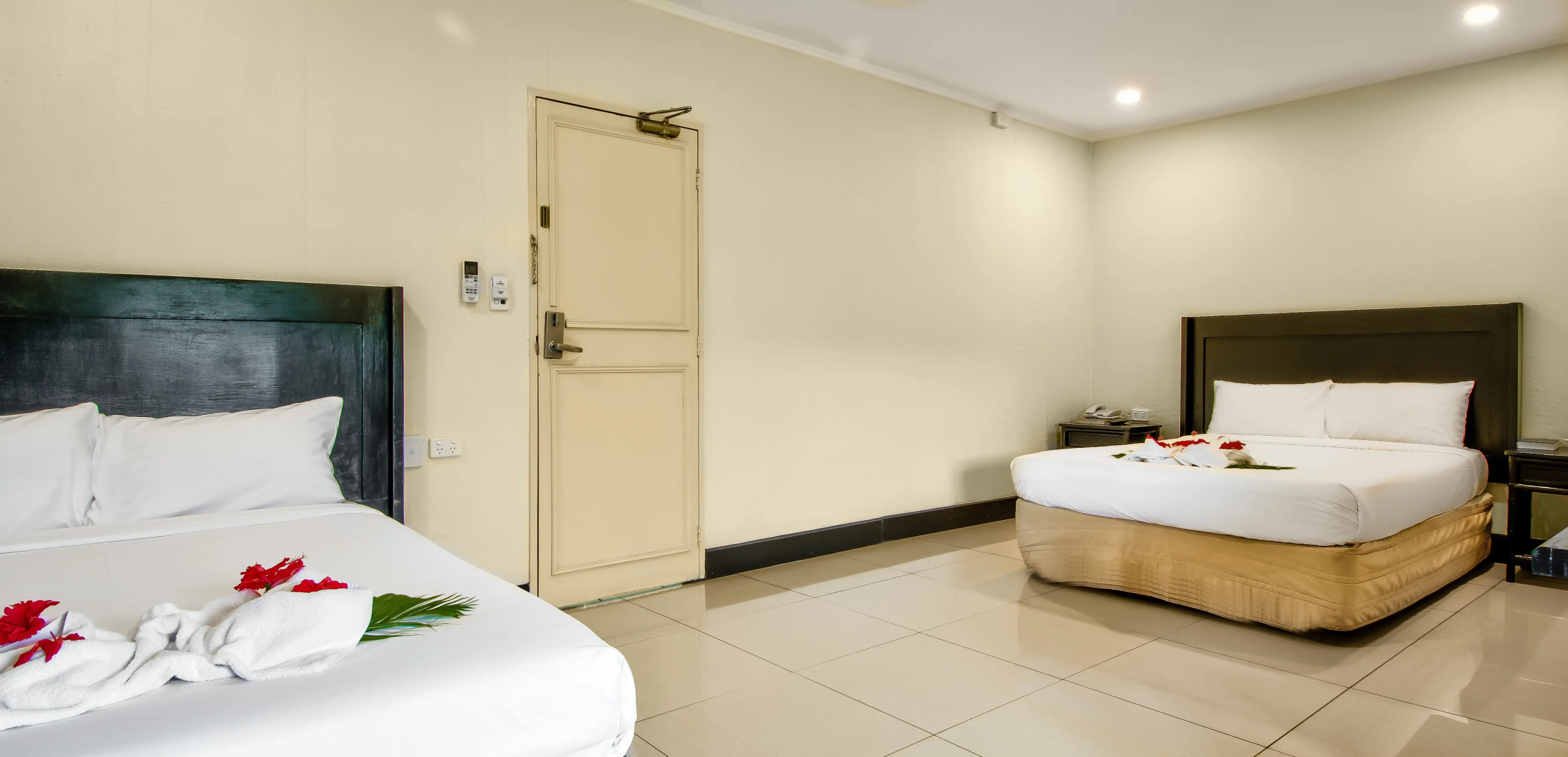 Tanoa Skylodge Hotel