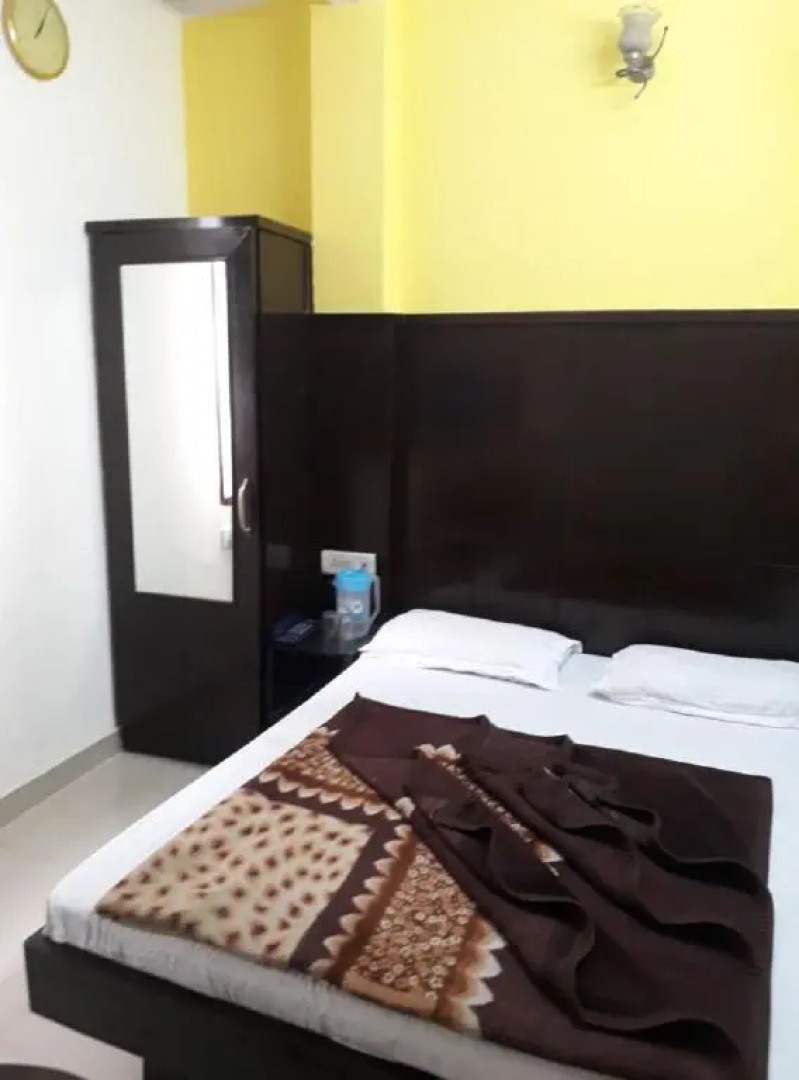 Hotel Shreeram Deluxe