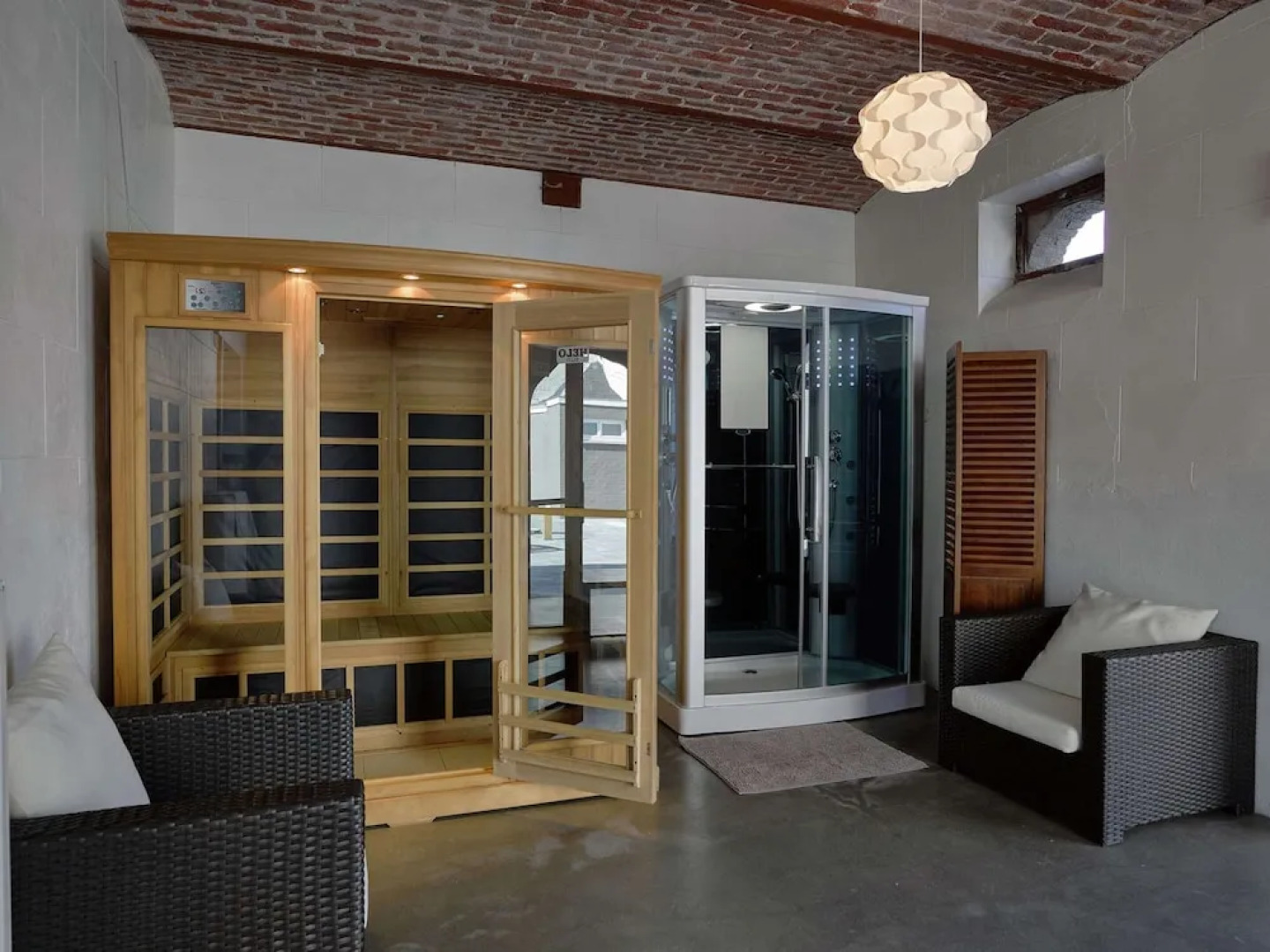 Lavish Castle in Thimister With Turkish Steambath, Sauna