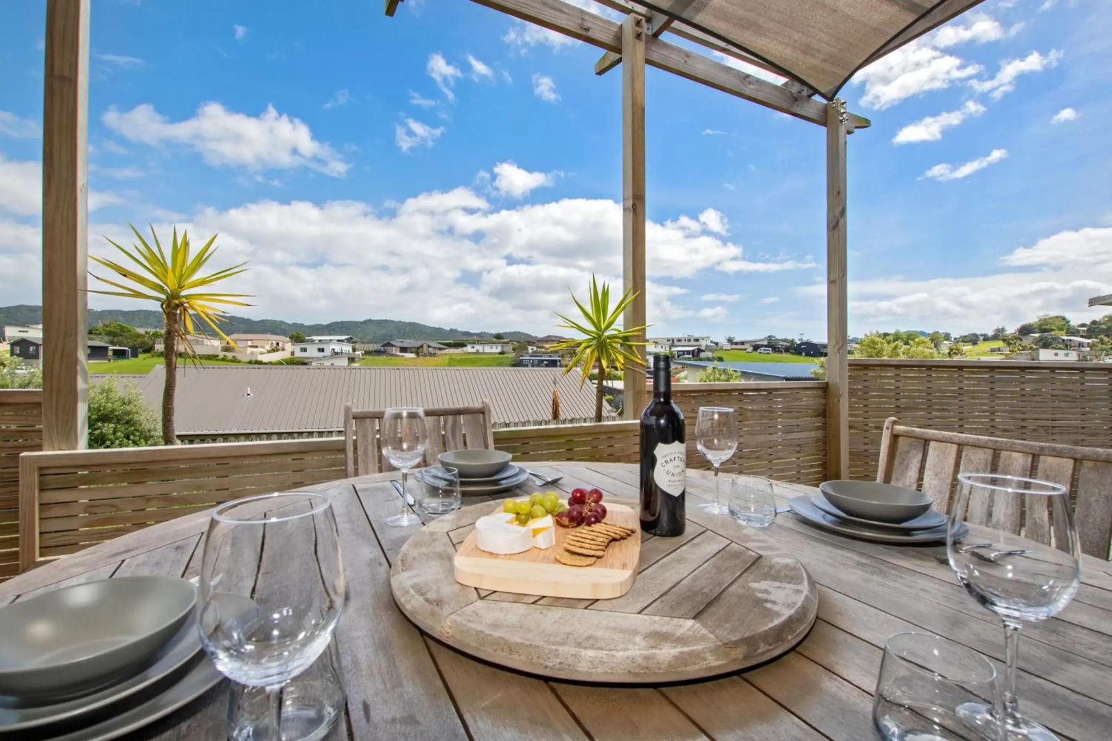 Blue Crush Villa - Mangawhai Heads Holiday Home