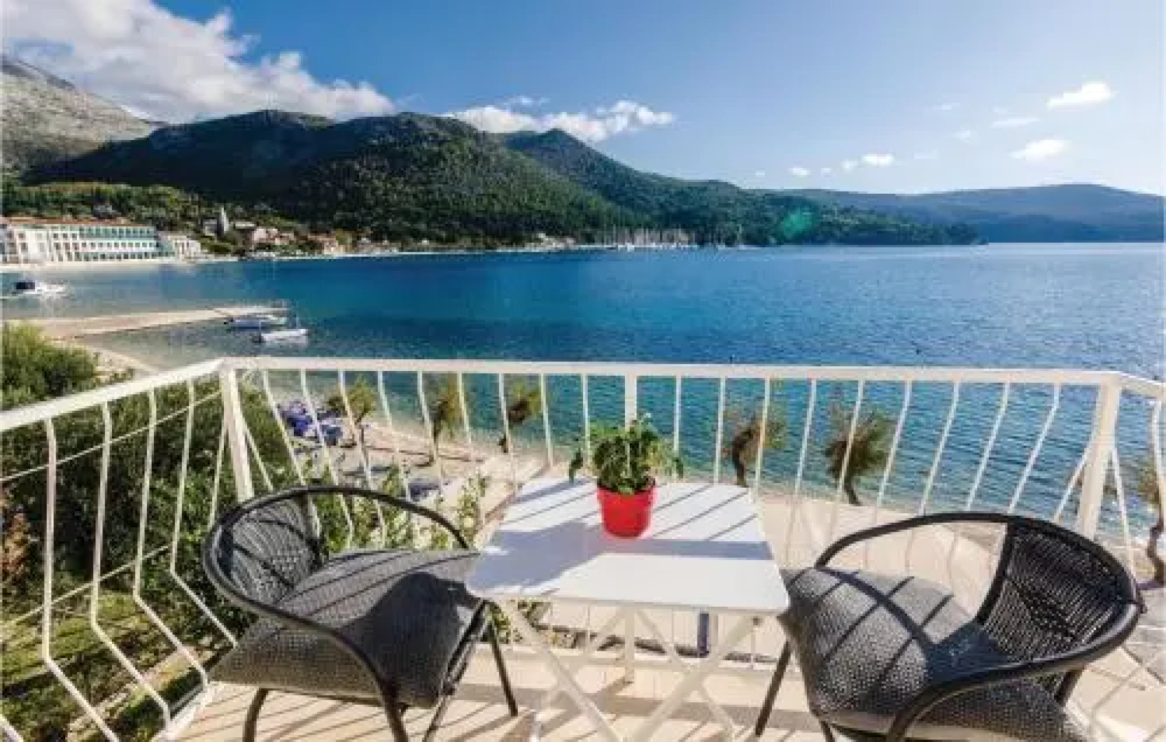 Two-Bedroom Apartment Slano with Sea view 02