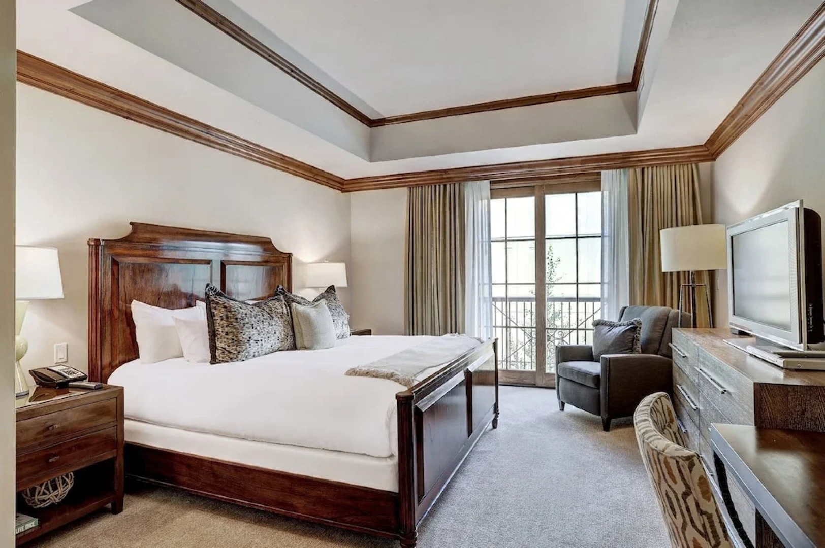 Ritz 3Br Mtn View RRR407