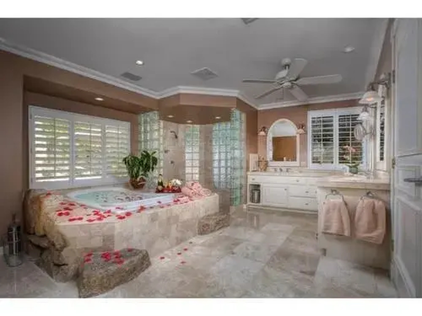 Paradise Valley Homes