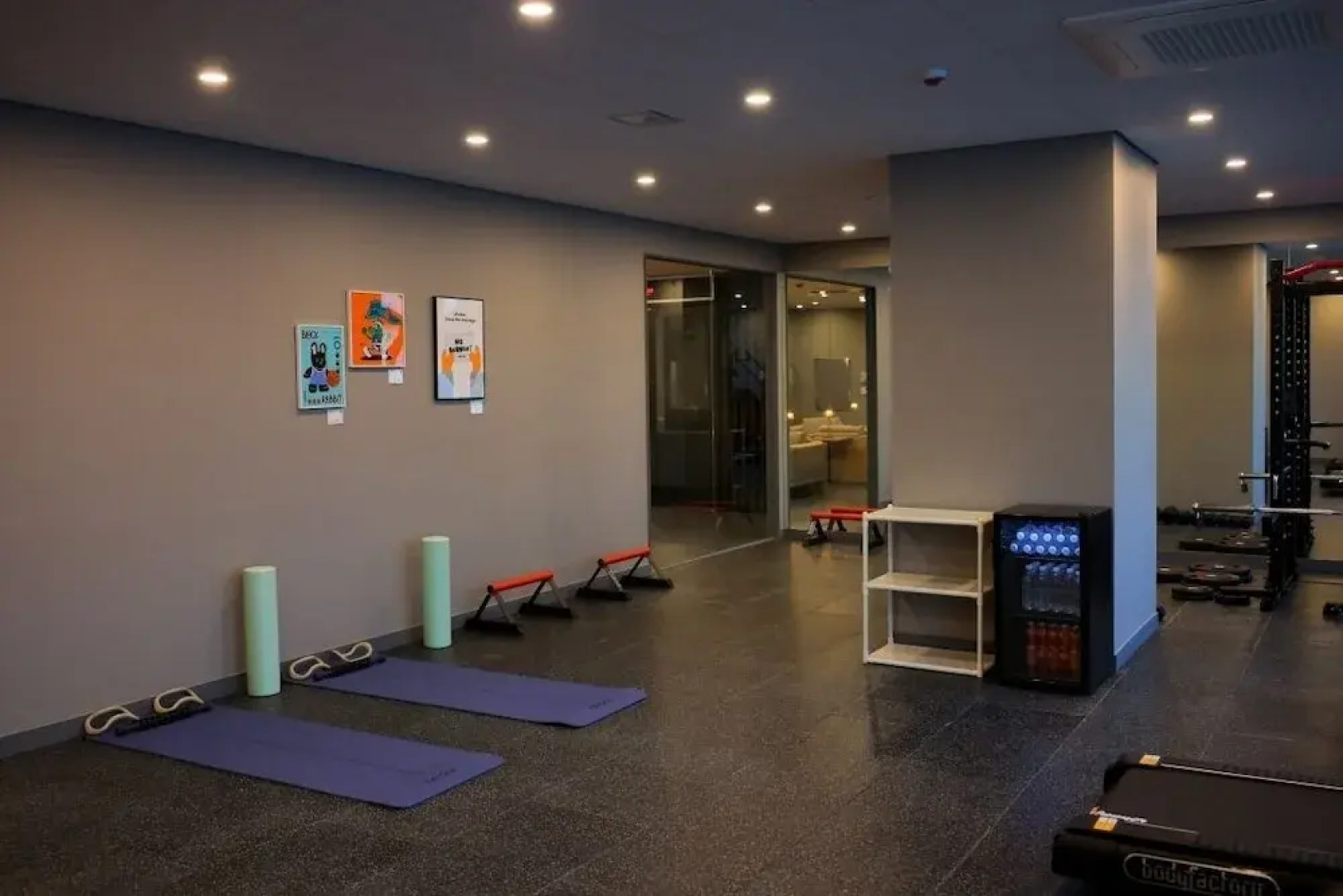 Workers Hotel Daejeon by Aank