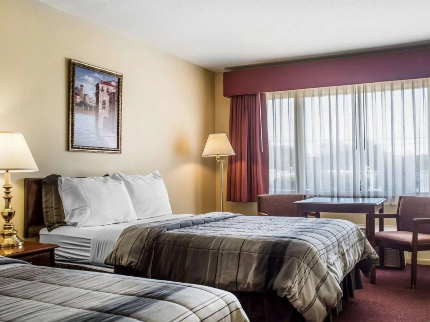 Rodeway Inn Marshall Manor