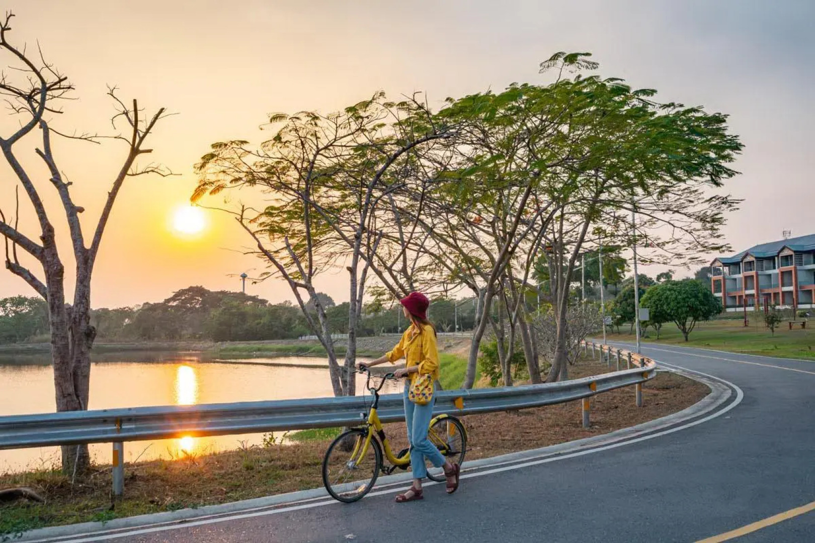 Eco Hotel by Thammasat