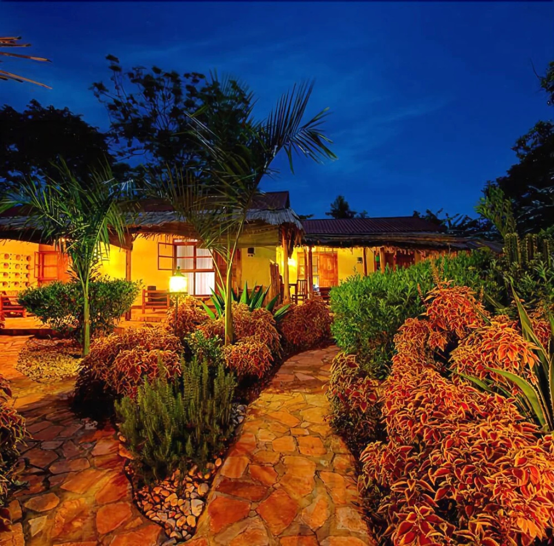 Source Of The Smile Hotel & Guesthouse