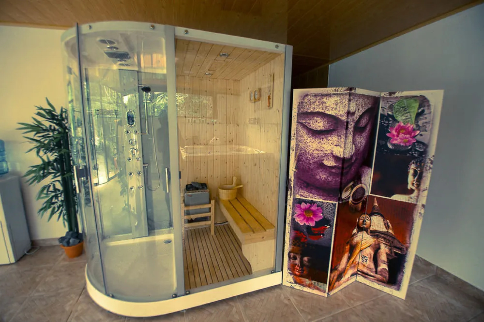 Roxy Fishing Club Y Hotel