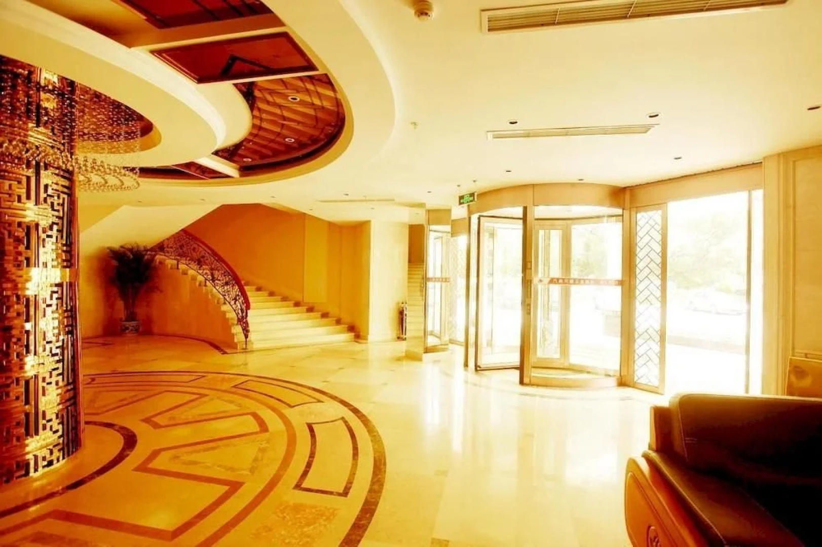 Zangwang Yanwu Holiday Hotel