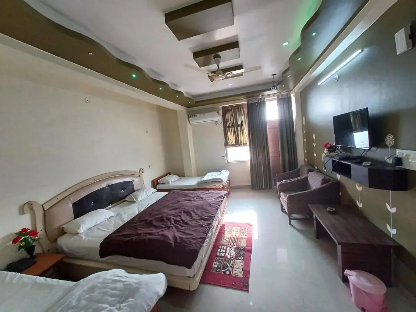 Pushkar Gypsy Campozon