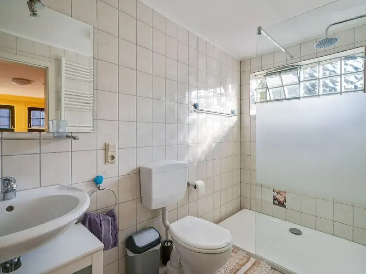 A Modern Apartment in the Hunsruck Region's Romantic Drohn Valley