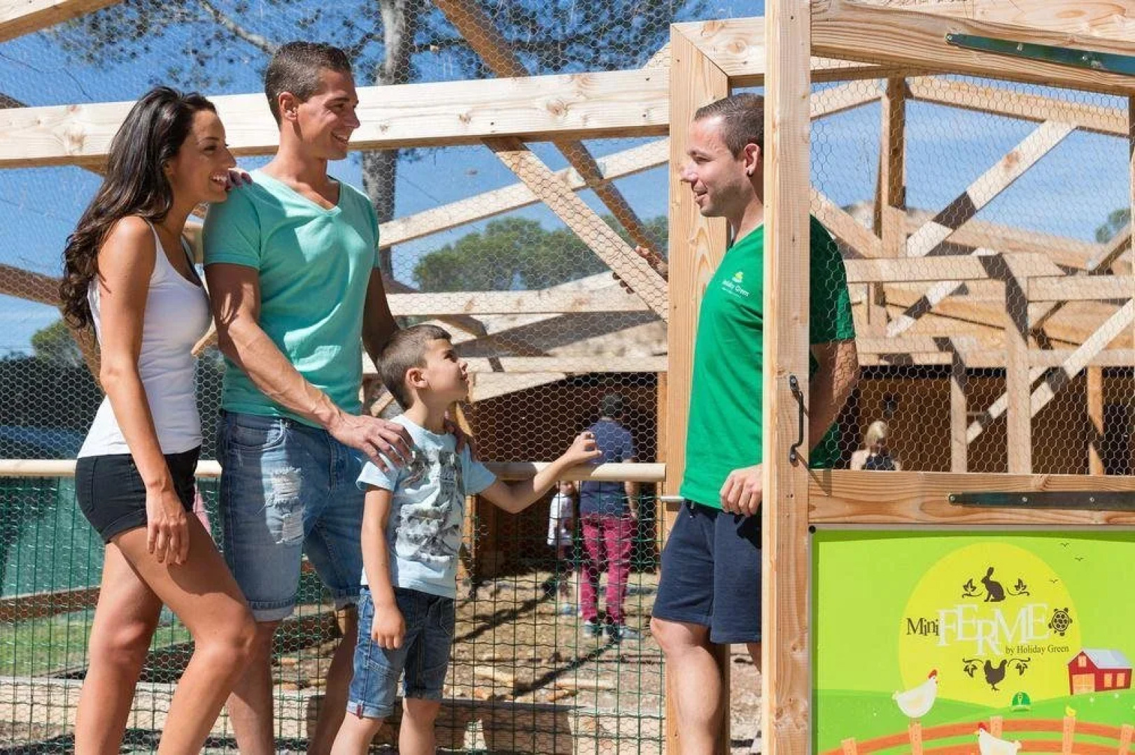 Holidiay Green Resort & Spa