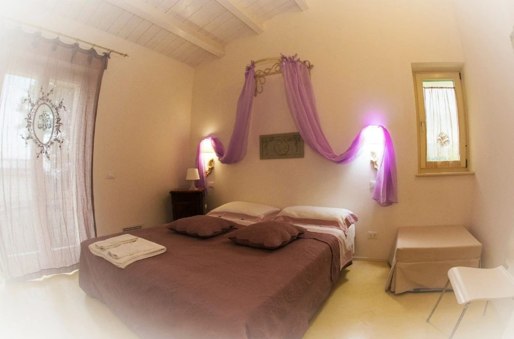 Hillside Villa With Swimming Pool and Jacuzzi - Frasassi Caves