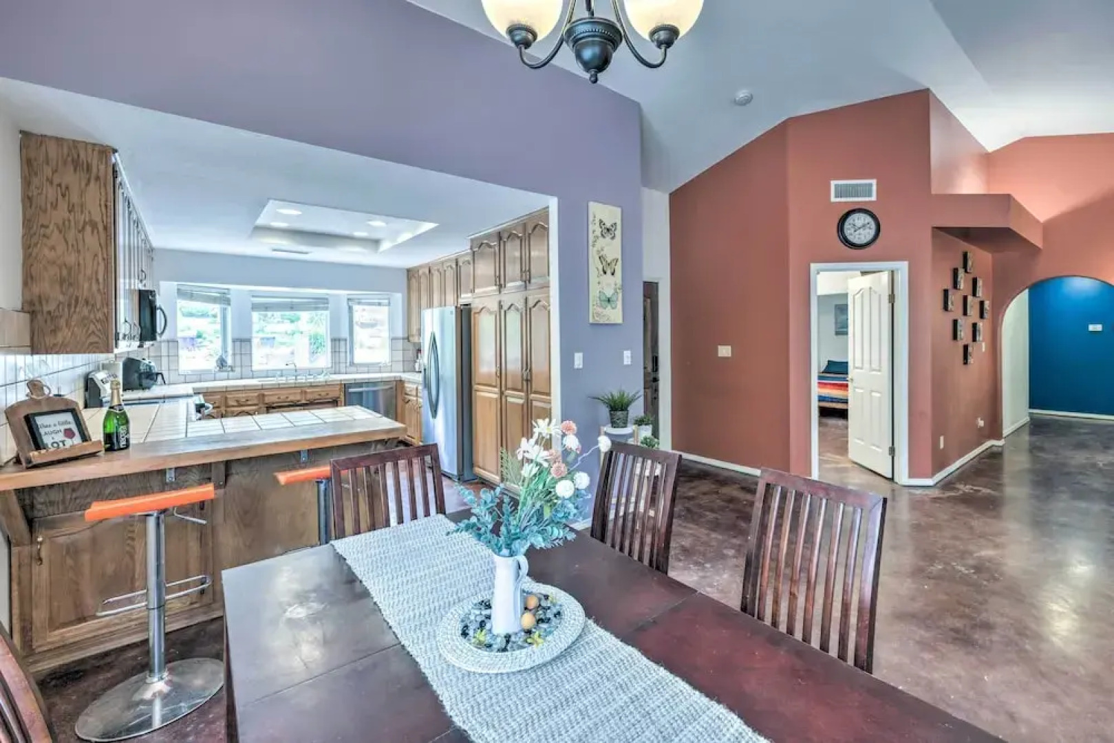 Charming Home < 10 Mi to Sequoia Nat'l Park!