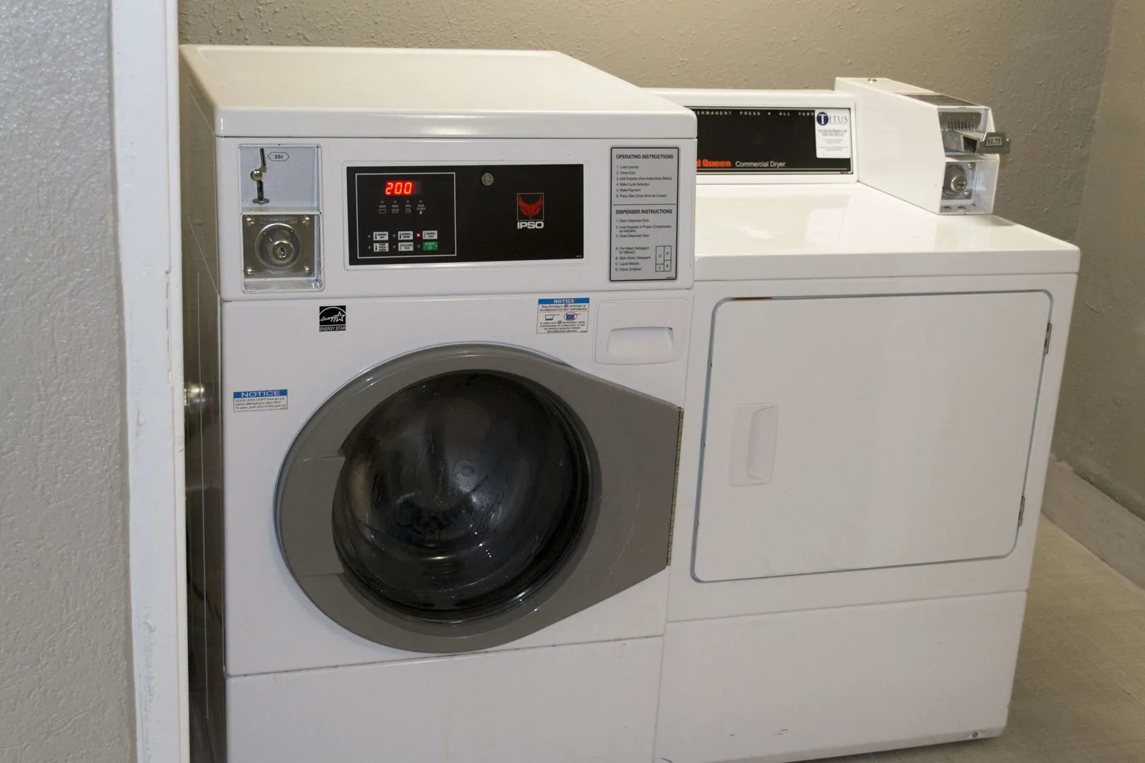 Regency inn and Suites
