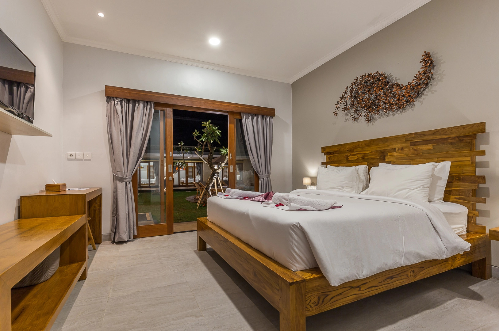 Ayuna Suites Canggu By Zuzu