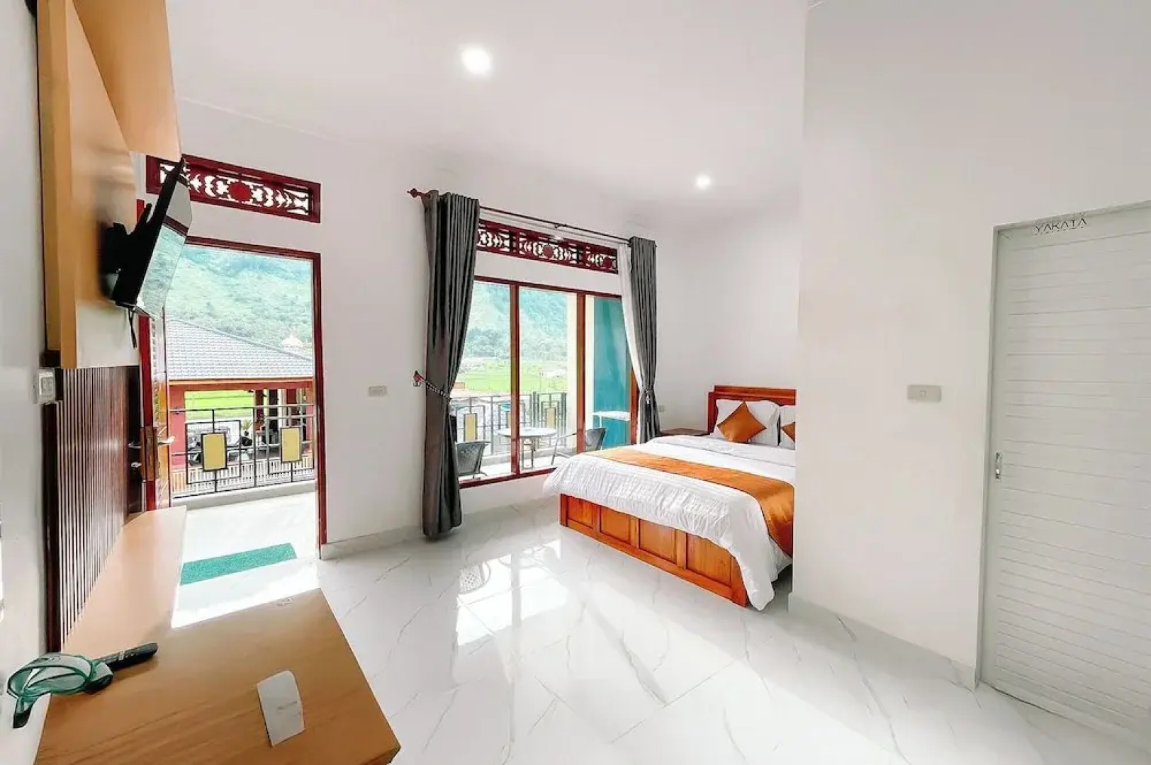 Simangande View & Resto By Helocus