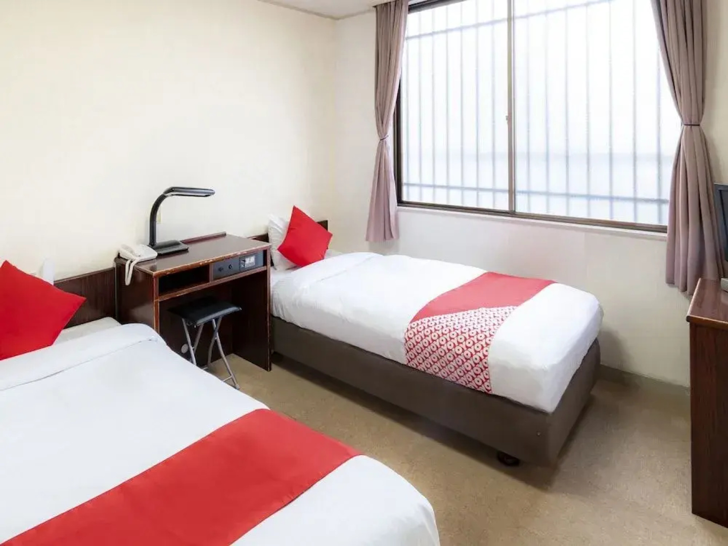 Oyo Business Hotel Suehiro Matsuyama