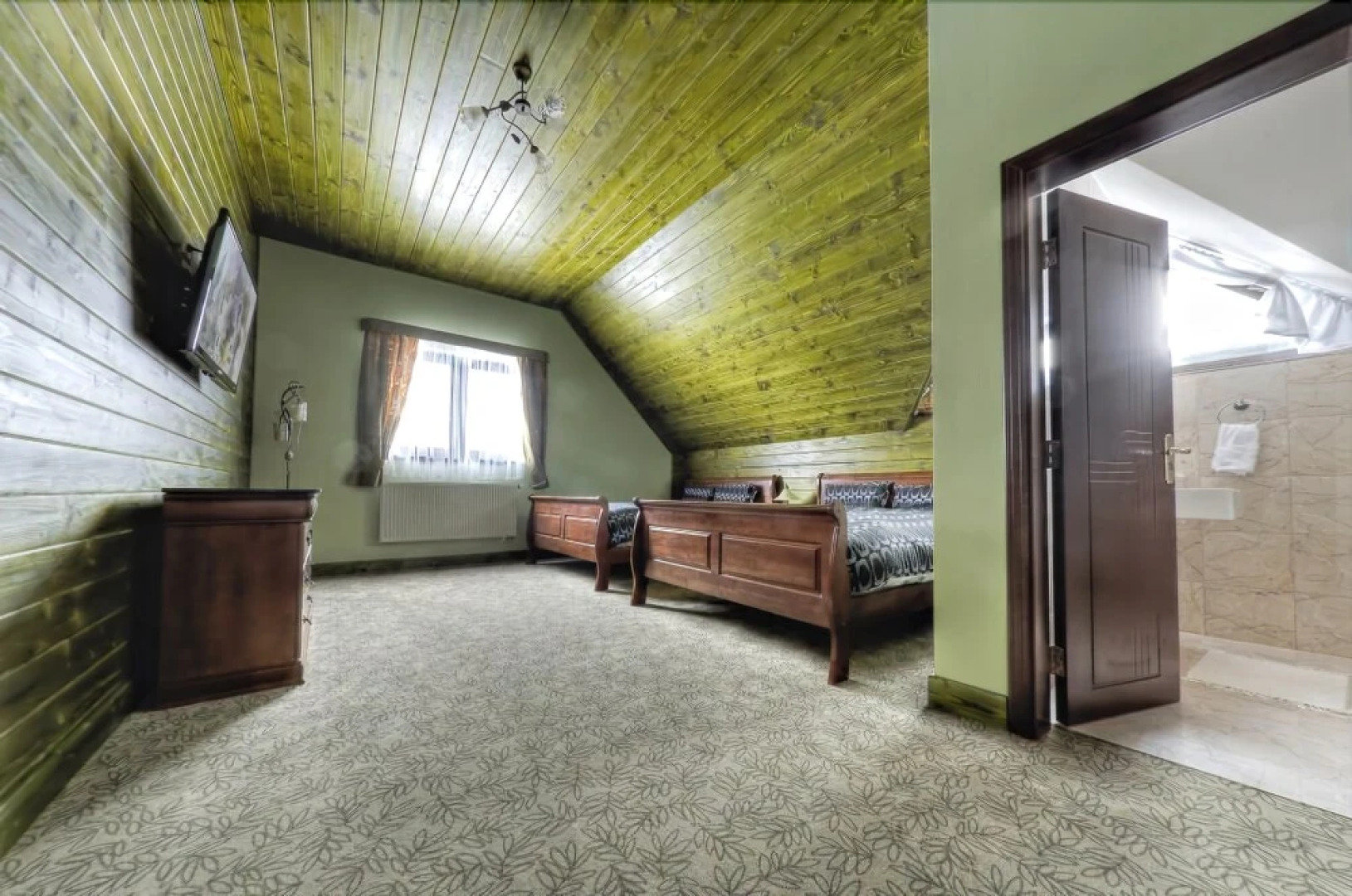 Chalets Mountain Resort