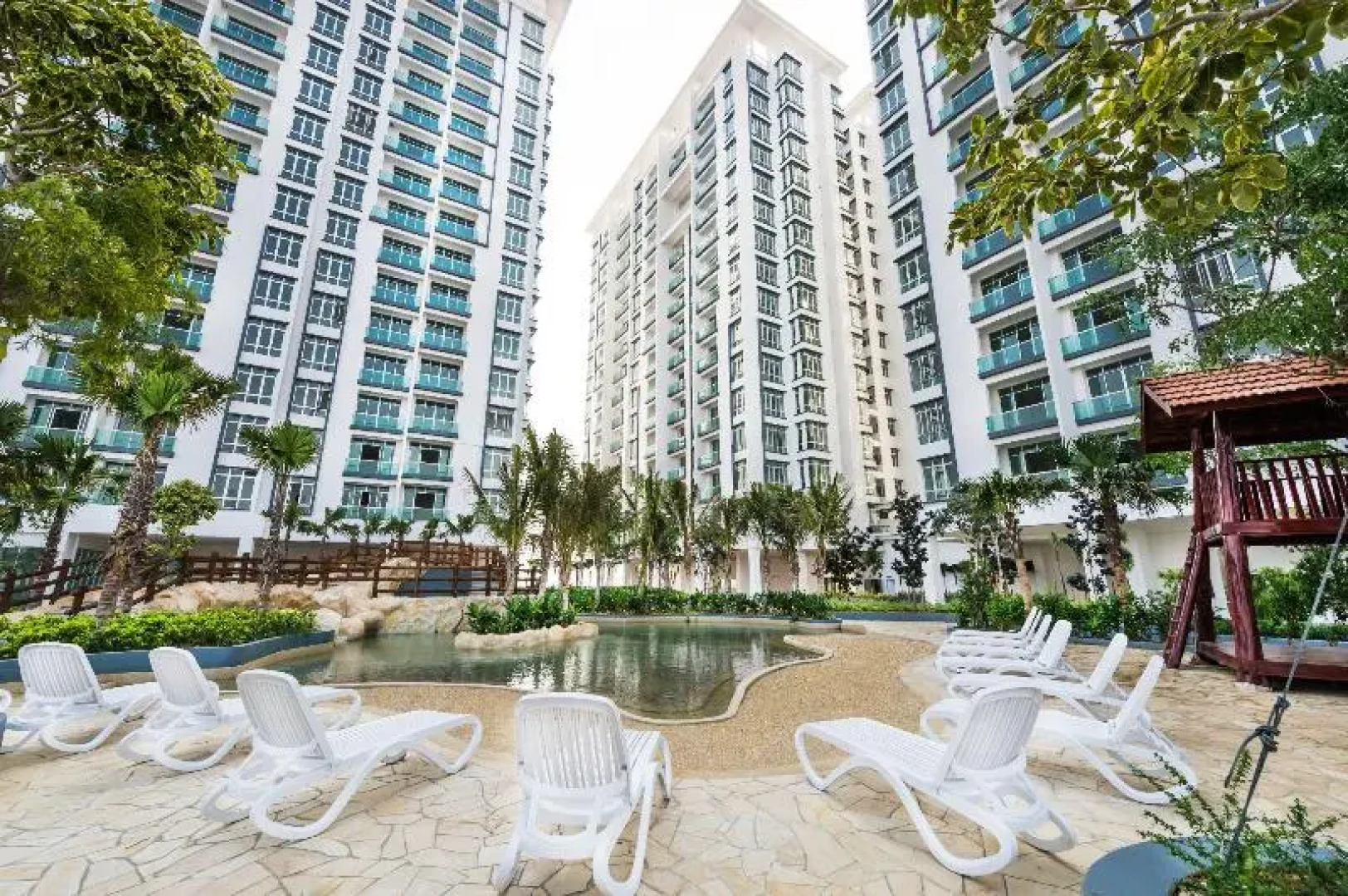 Spring Autumn Hotel Resort