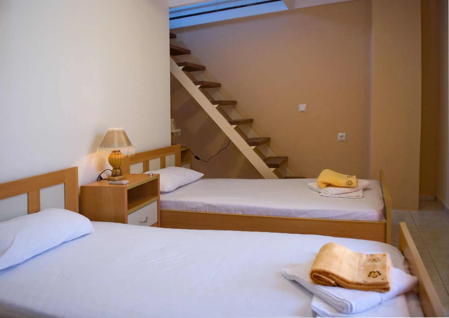 Christina Maisonettes Studios & Apartments