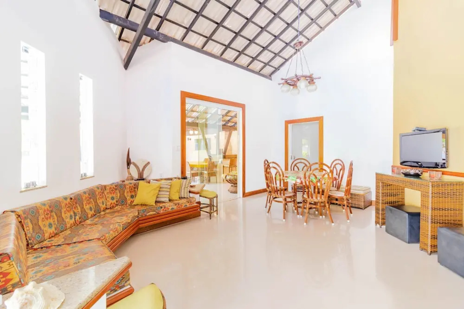 GB35 Ótima Casa 5 Quartos a 50m da Praia