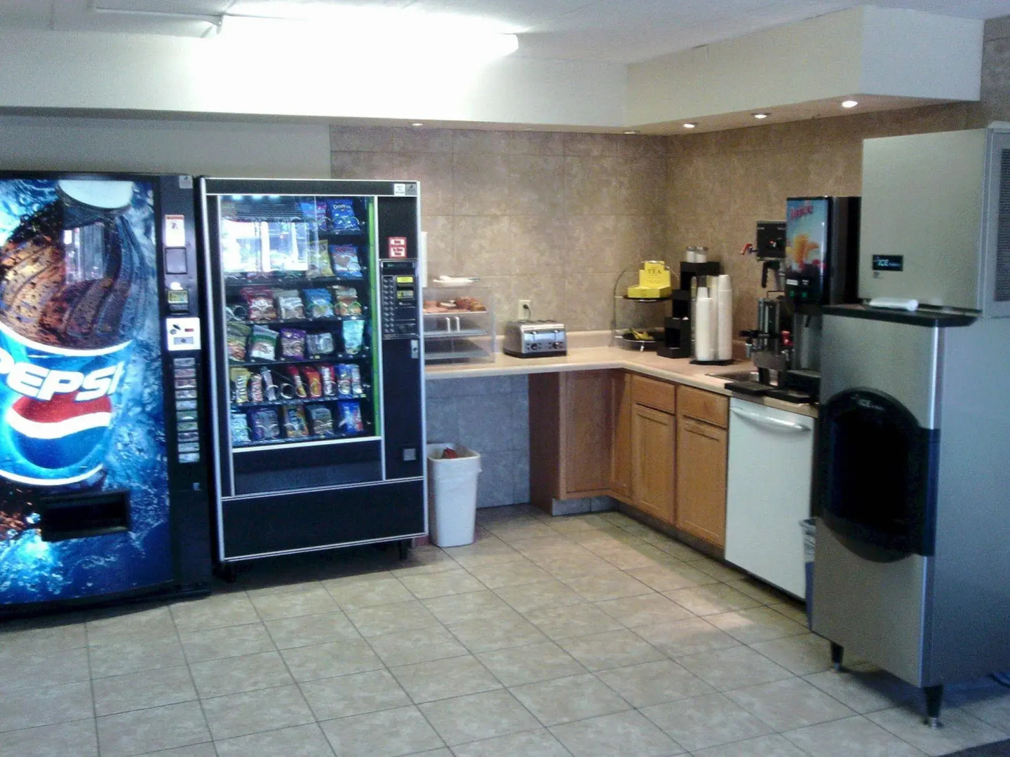 2nd Street Inn & Suites