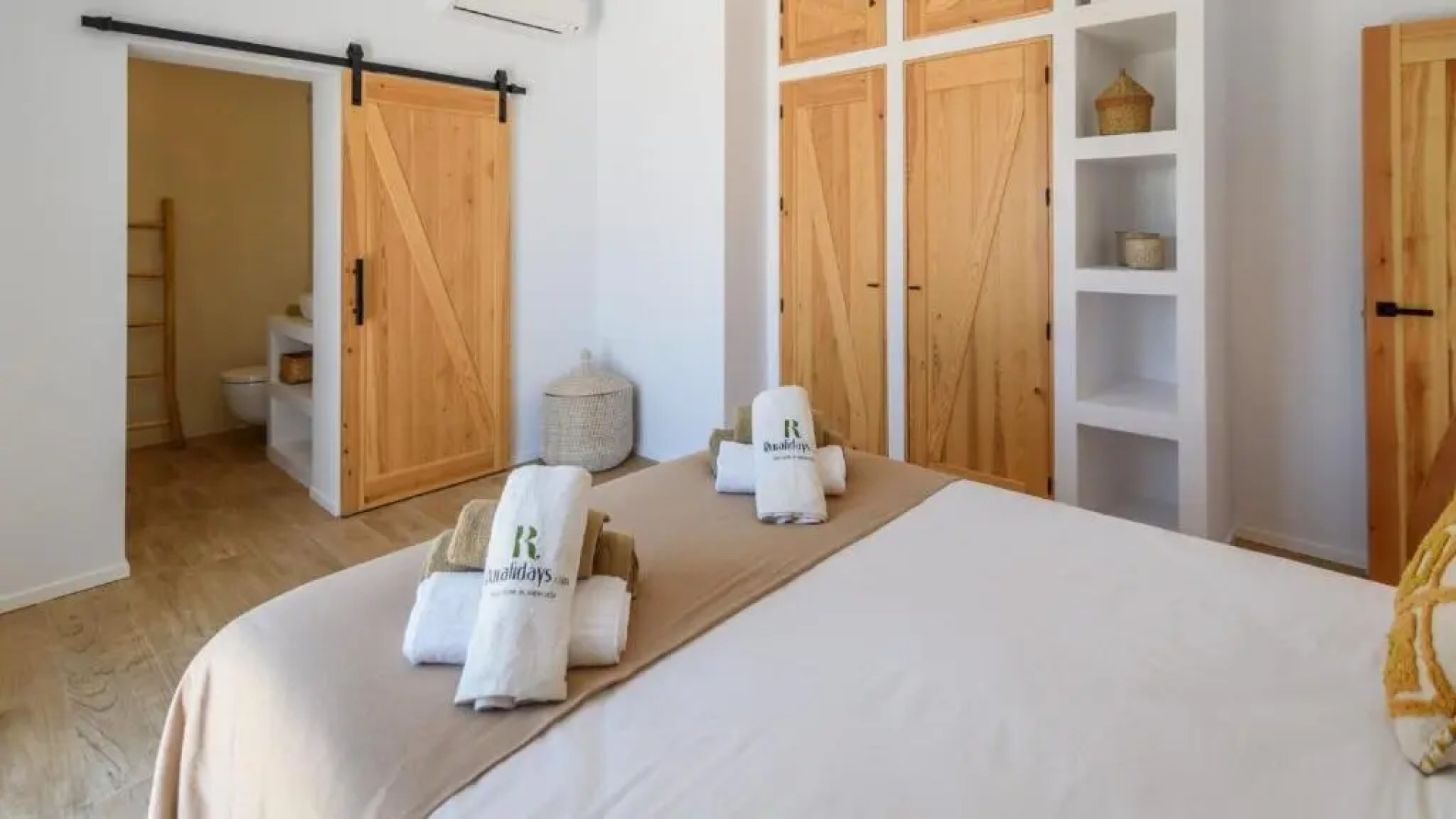 Casa What a Life Sayalonga by Ruralidays