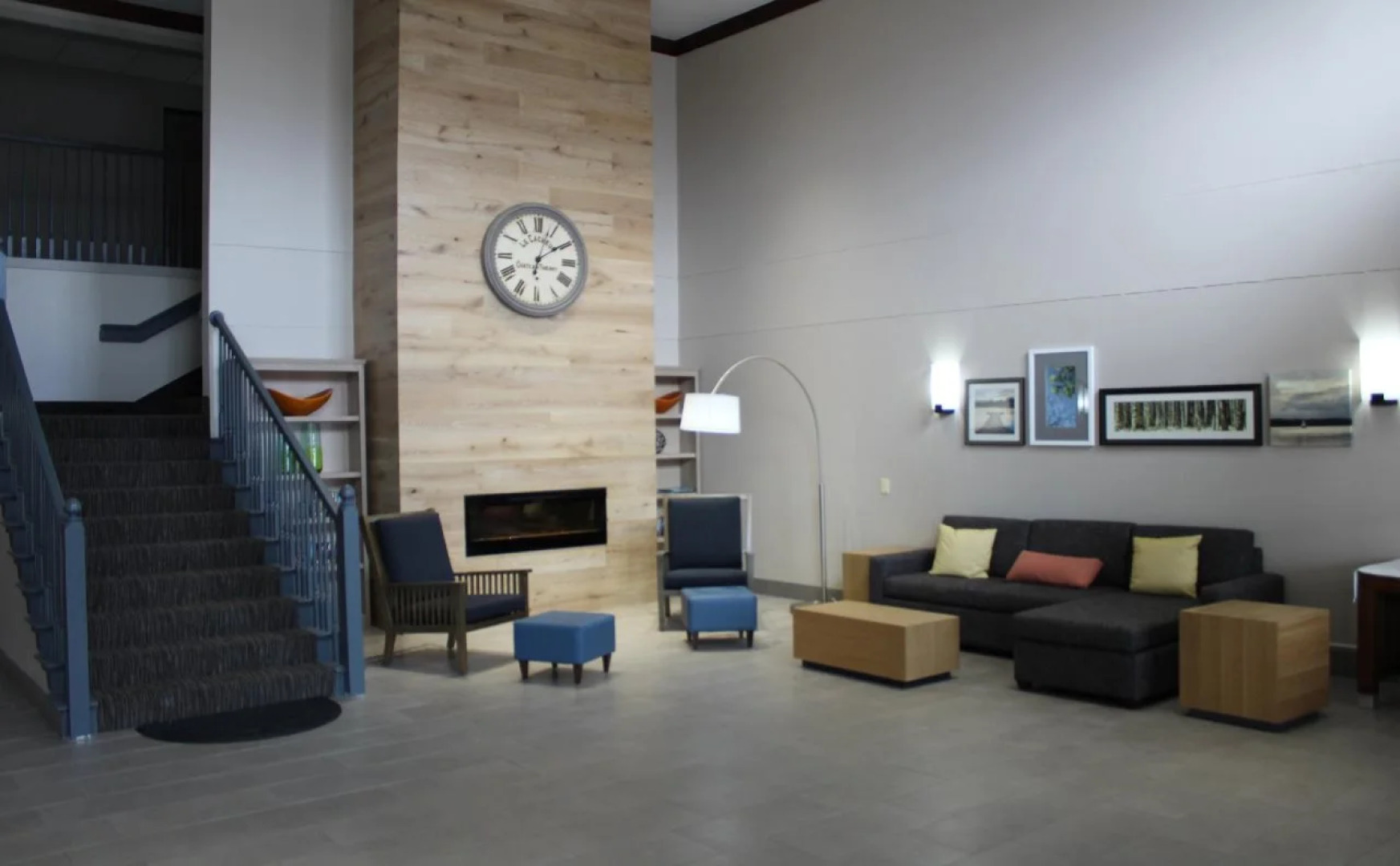 Country Inn & Suites by Radisson, Dubuque, IA