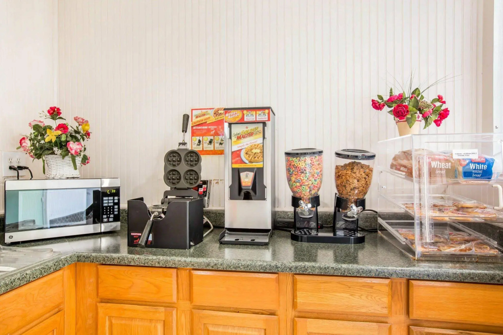 Econo Lodge Sequoia Area