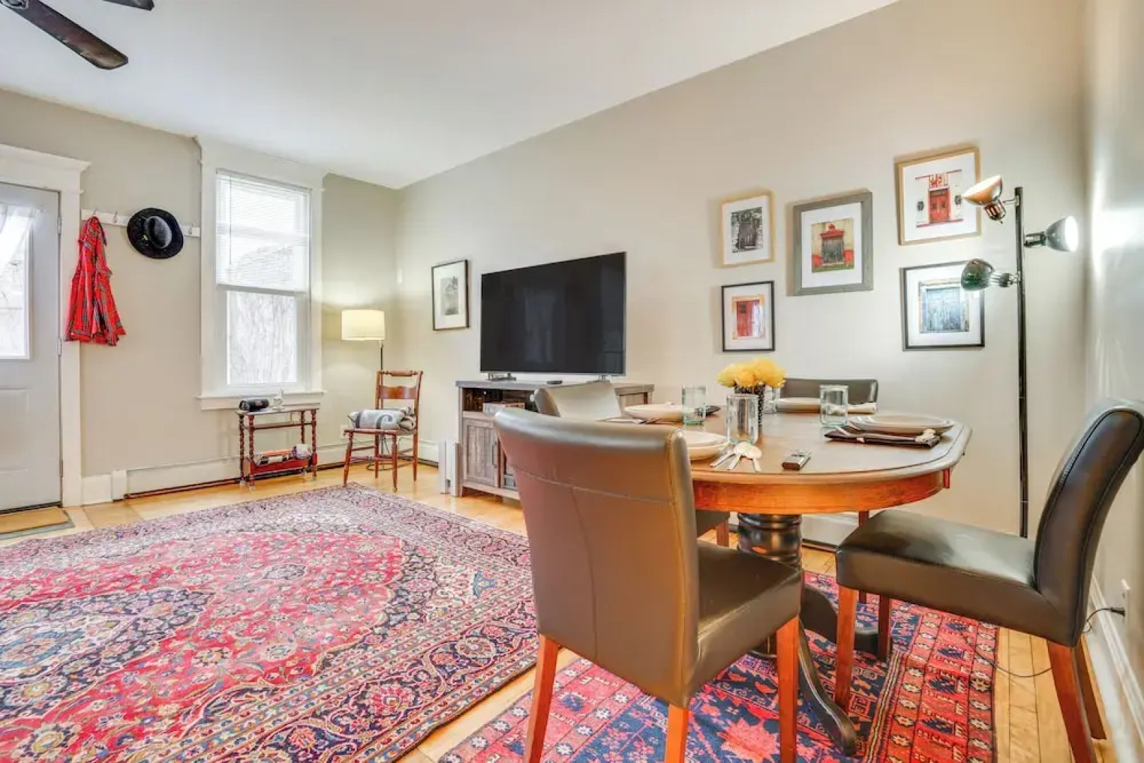 < 1 Mi to Xcel Energy Center: Walkable Hideaway!